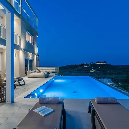 Spartakos Luxury 3 Πλάνος